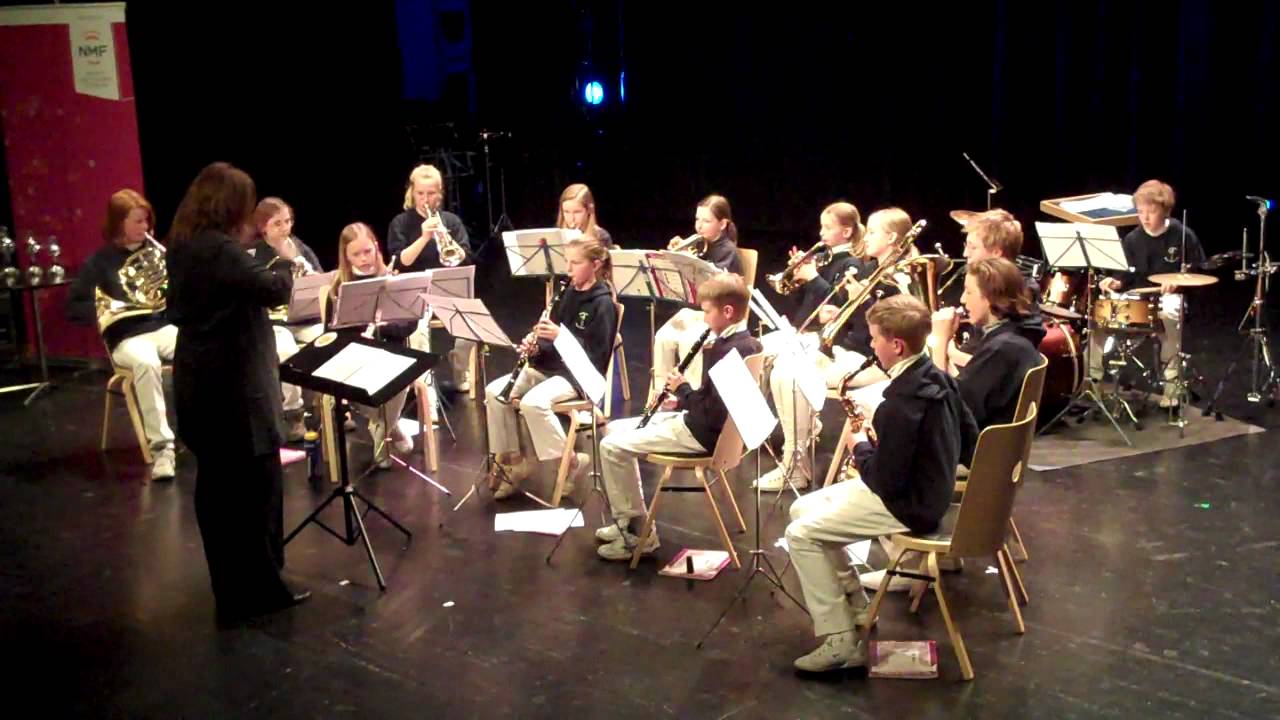 Scenes from a royal tapestry III