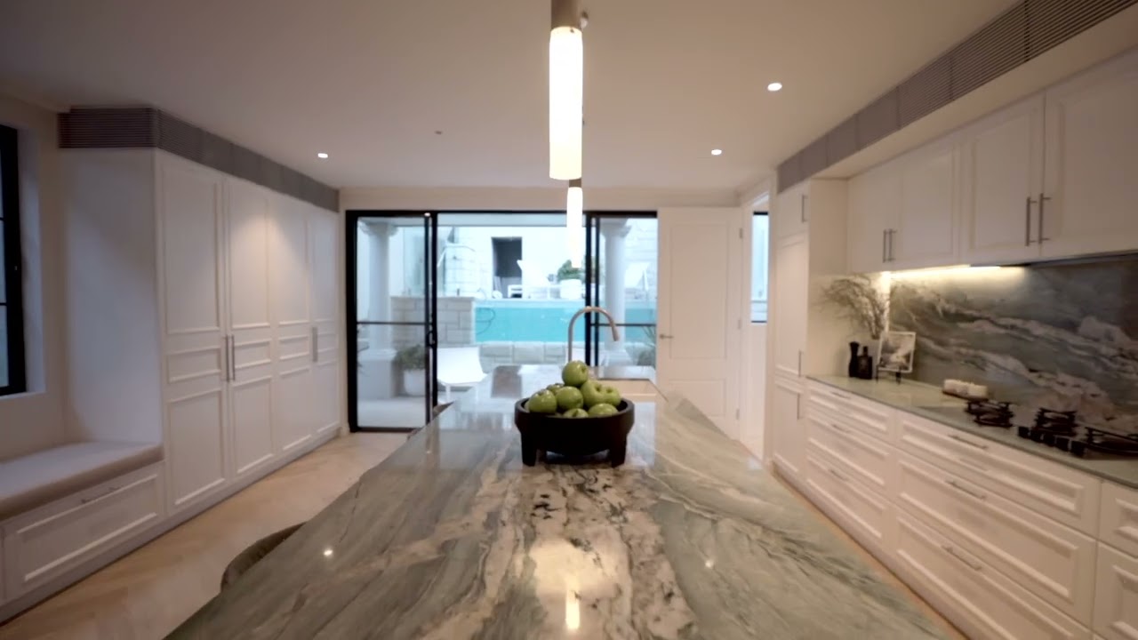 French Provincial Style | Bellevue Hill, NSW | Designed by The Lighting Outlet