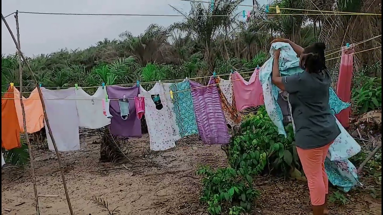 Покинула США ради простой деревенской жизни; #Африка #депортация #самодепортация #Трамп #сделаемА...