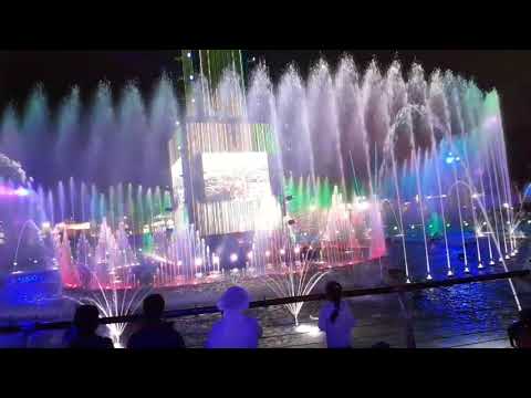 الاحتفال باليوم الوطني الاماراتي ألعاب نارية النافورة الراقصة بدبي