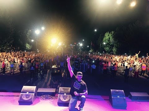 مسلم لو كان الواقع لوحة في مهرجان وجدة للراي 