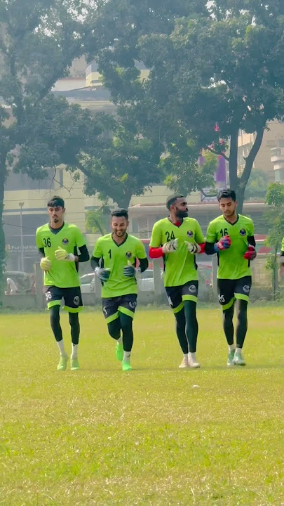 Goalkeeper Squad #viralvideo #soccersaturday #soccerskills #foryou #soccertime #soccer #soccerdrills