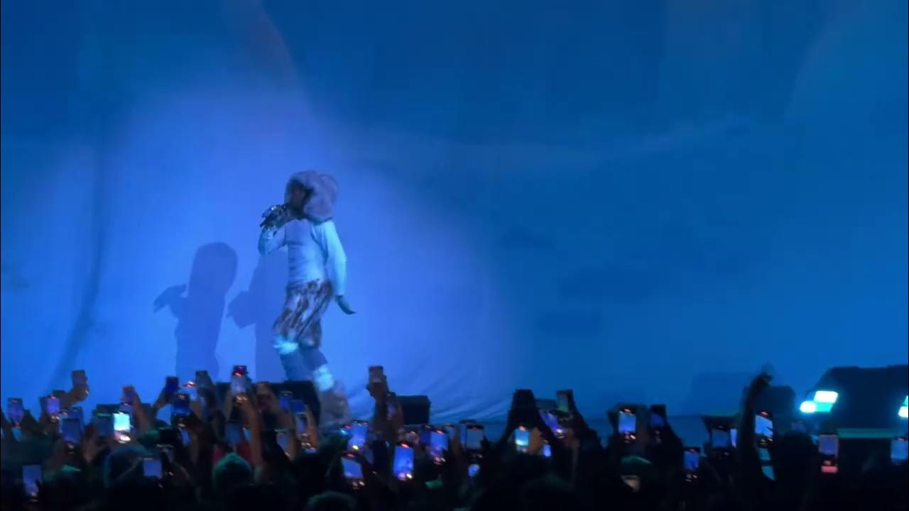 Gunna - WhatsApp (Wassam) (Live at the Kaseya Center in Miami on 6/6/2024) Gunna - WhatsApp (Wassam) (Live at the Kaseya Center in Miami on 6/6/2024)