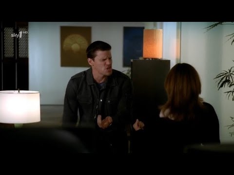 Bones 1x15 - Booth and Brennan sing ‘Hot Blooded’
