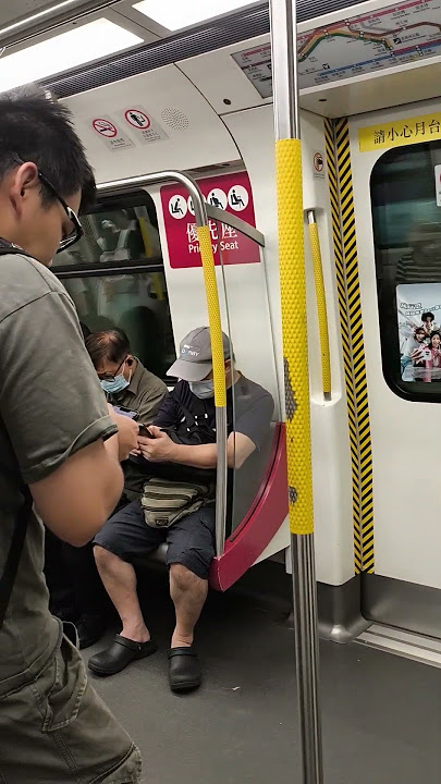 sleepy passengers #mtr  #mychannel #mysubscribers #myshortsvideos #highlights #youtubers #everyone