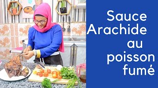 Sauce arachide au poisson fumé