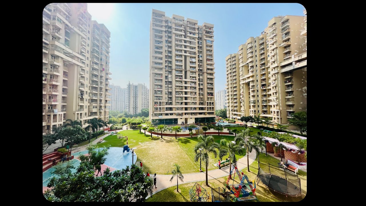 Park Avenue | Gaur City 1 | Greater Noida West | 3 BHK + Servant Room Flat Visual Tour