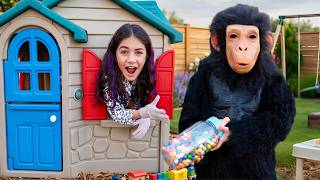 Heidi and Zidane Pretend Play The Funny Monkey and the Giant Banana Surprise!