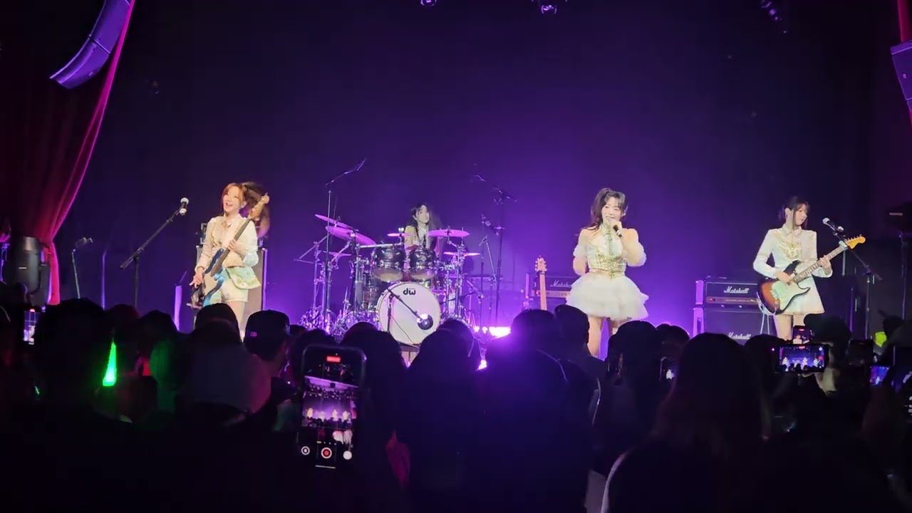 11/16/25 QWER Rockation LA