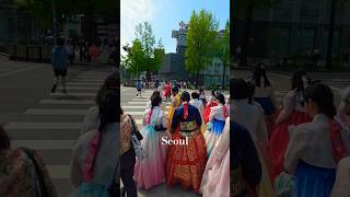 경복궁 한복 입은 사람들 People Wearing Hanbok at Gyeongbokgung Palace 🇰🇷 #shorts