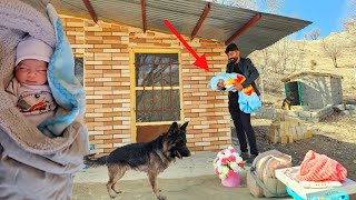 Download Lagu Nomadic Fatherhood | Entering the Farm With His Newborn, Without the Mother👶😰 MP3