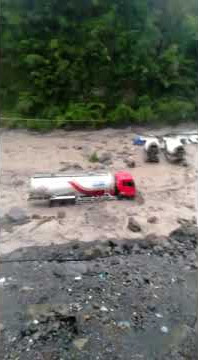 banjir lahar dingin gunung merapi di proyek dam