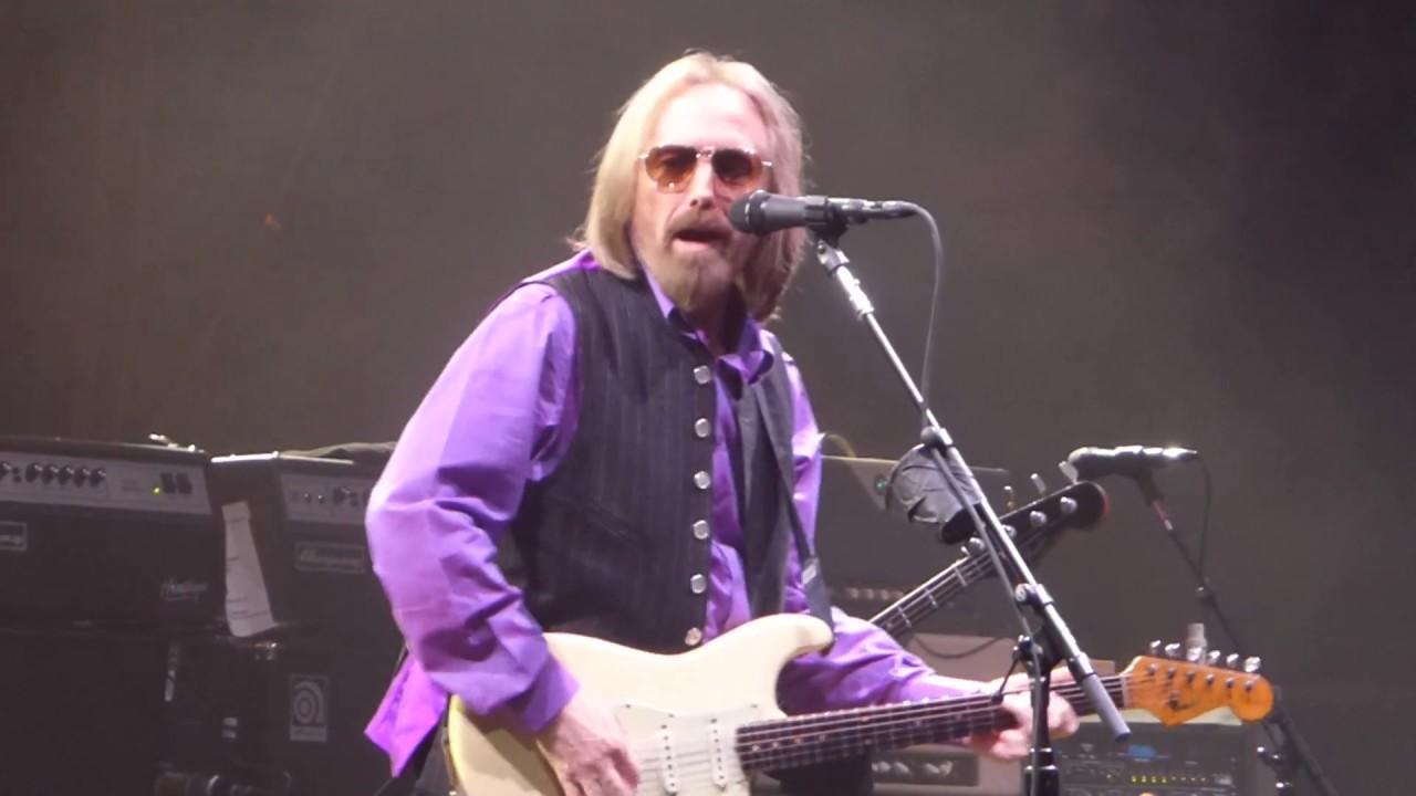 Tom Petty Rocking Tom Petty and the Heartbreakers - Rockin' Around (With You) - (Dallas ...