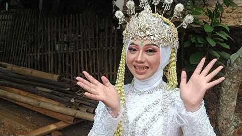 Pernikahan 4 Tahun 5 Bulan Bertemu Di Medsos Di Kampung Simpen Limbangan Garut
