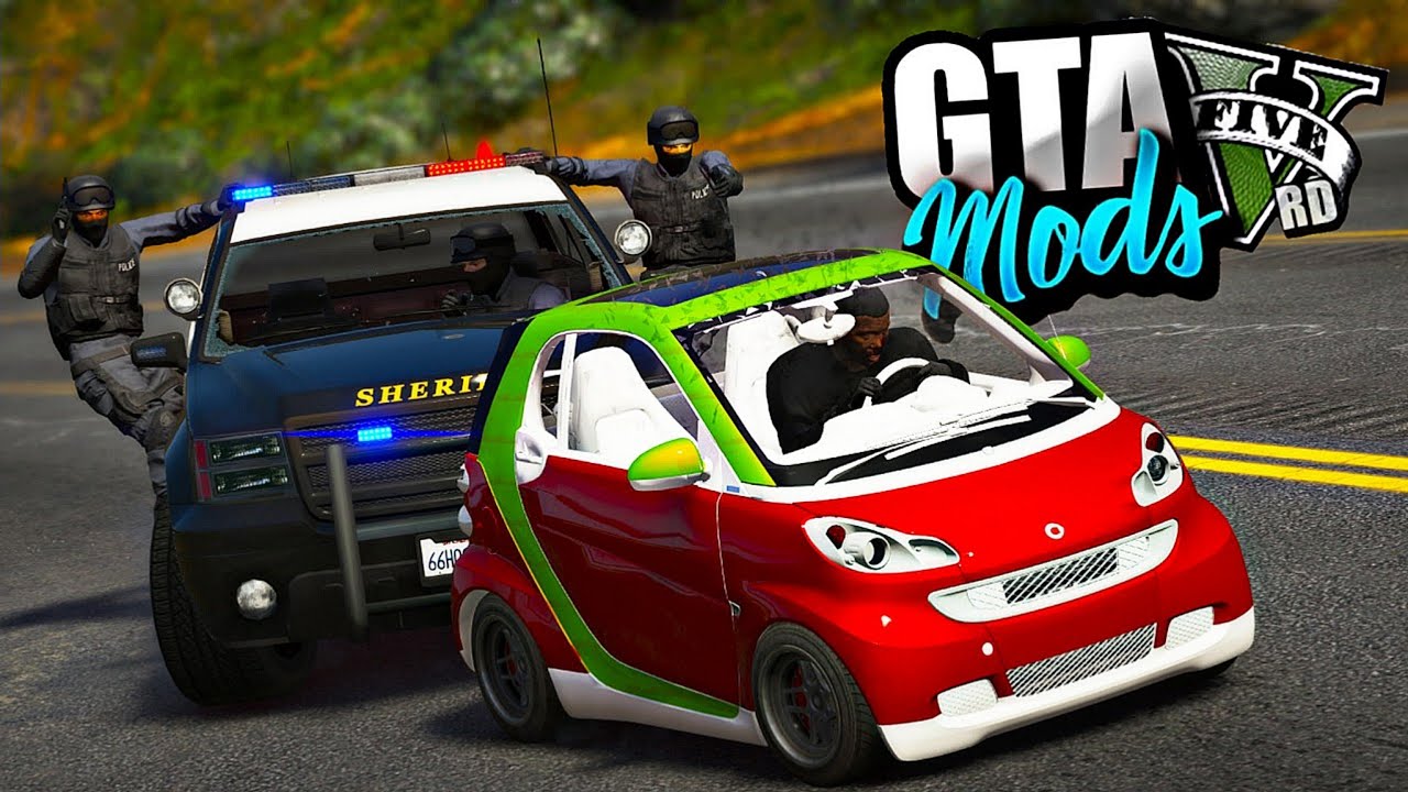 GTA V : FUGA DA POLICIA COM O MENOR CARRO DO MUNDO ( SMART FORTWO ) : GTA 5 MODS