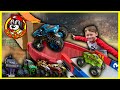 Monster Jam Toys - COLOR CHANGE Trucks Downhill Water Race! (ft Grave Digger, Max-D, Mohawk Warrior)