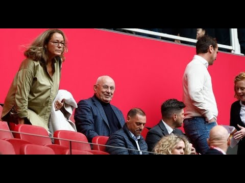 VIDEO: Van Praag en Van Wijk verliezen politiek spel: per 1 juli weg bij Ajax