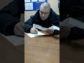 По закону Российской Федерации полный имею право как водитель снять на камеру. Что он мне говорить