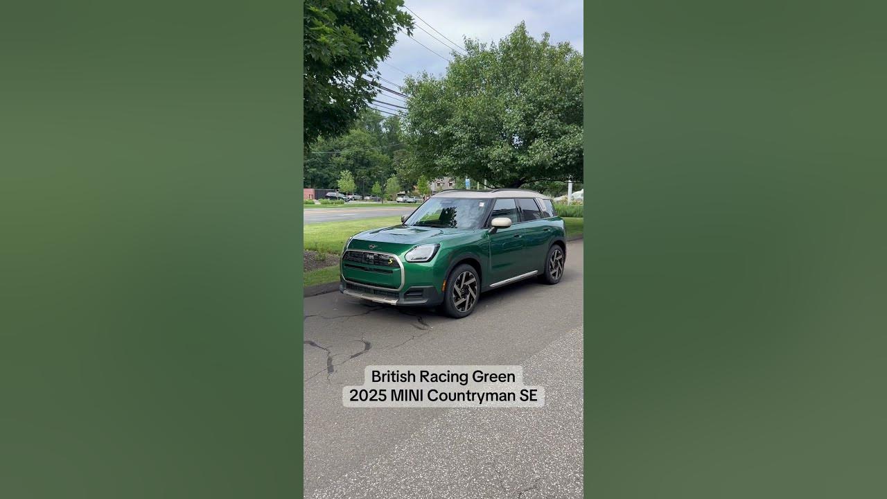 Is British Racing Green MINI’s best color option? #mini #minicooper #countryman #suv #green #cars