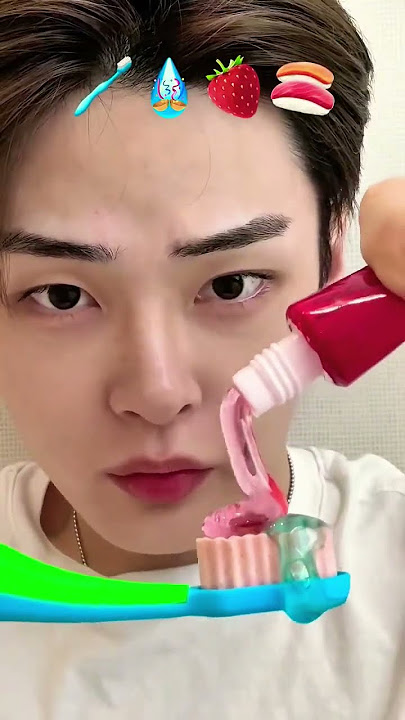 #cutebaby #funny #cute #jiskeaanesemukammalhogayithizindagisong #babyvideos #ekmotahathighumechala