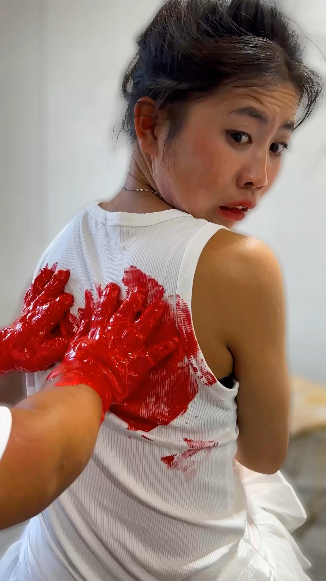 ToRung comedy: painted coat ?