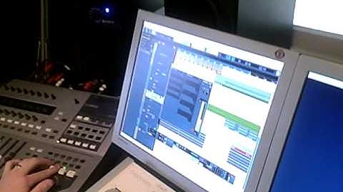 Jeroen from Steinberg installs Cubase in EvsB studio