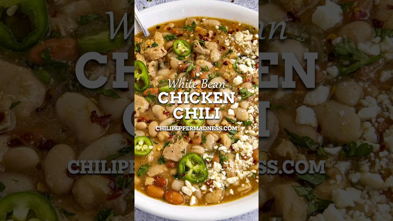 RICH & COMFORTING White Bean Chicken Chili