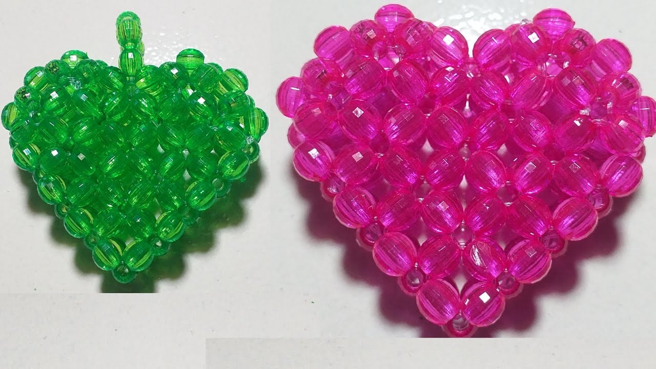 পুতির লাভ চাবি রিং/পুতির কাজ / পুতির শোপিস /Beaded  keychains /Beaded love keyrings