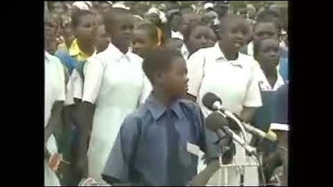 PRESIDENT RUTO Singing for Late President Moi back in the Years.