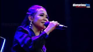 CINCIN PERMATA BIRU OKTAVIANI