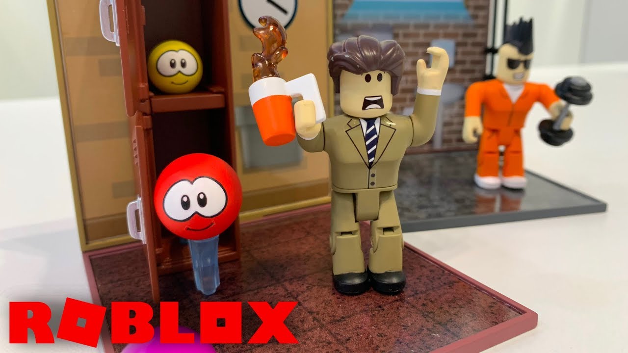 Roblox Toys Come Of Age With Collectable Desktop Series - jailbreak roblox age