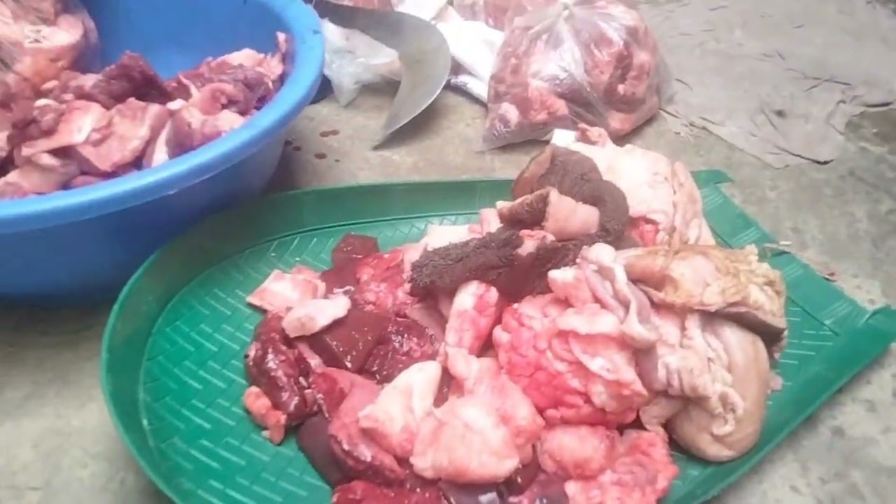 আমার শ্বশুর আজকে গরুর গোস্তের সম্মতি থেকে গরুর গোস্ত আনল 