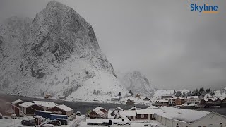 ❄️ Winter Wonderland in the Lofoten Islands! | SkylineWebcams