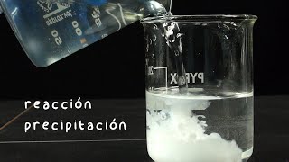 ¿Cómo reacciona el hidróxido de calcio?