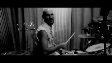 EVOLVER ONE - Stand - (In Studio Video)