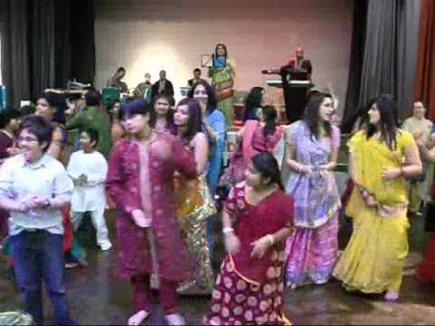 Sangeet Sarita Group Uk's Raas Garba 2010 Hertford...