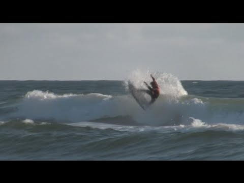 Volcom Stone's VQS Starfish Surf Series - River Je...