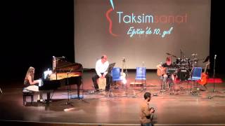 Gitar Dersleri Taksim Sanat Gözleri Aşka Gülen