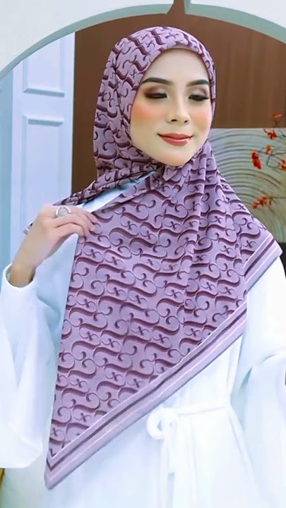 TUTORIAL HIJAB SEGIEMPAT BUAT LEBARAN YG KEKINIAN #hijablebaran