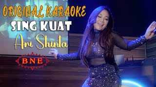 SING KUAT KARAOKE - Ari Shinta (Official Music Video)