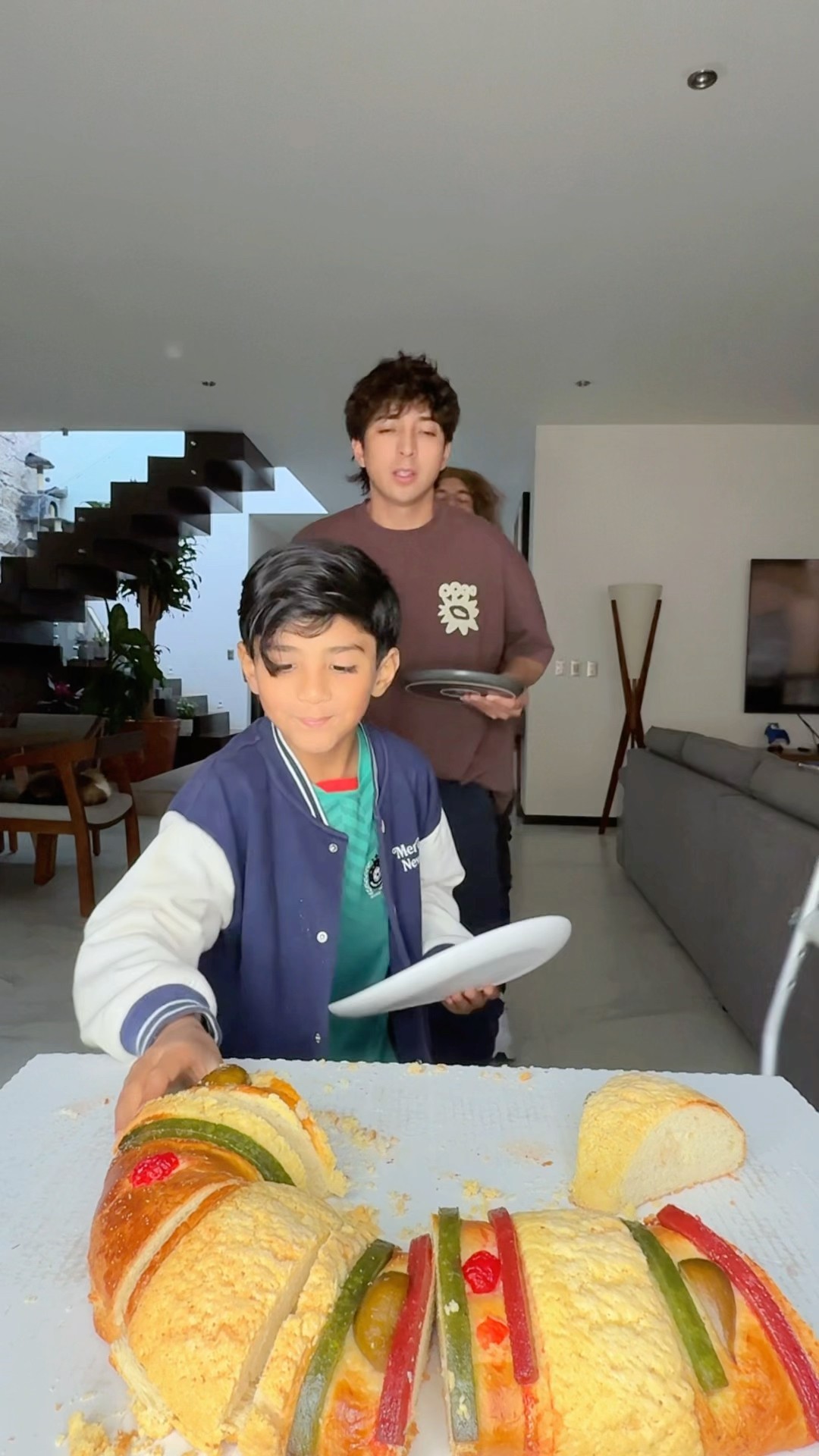 LA ROSCA DE REYES ? SE LA ACABARON  ??
