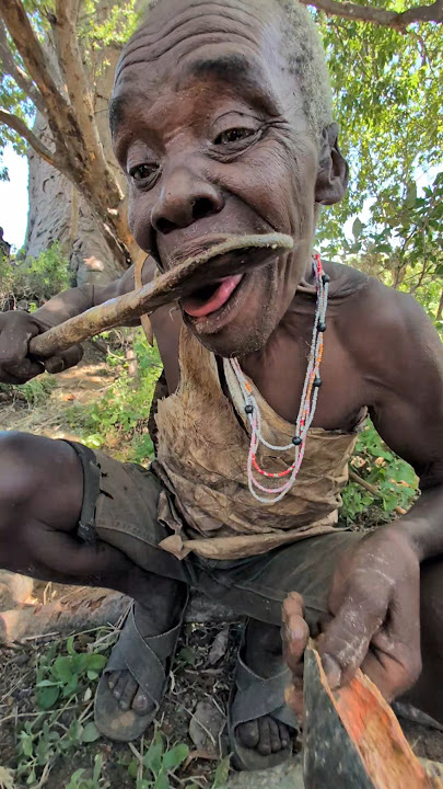 Hadzabe Bushman enjoying his favorite meal middle in jungle 🤤🤤😋#hadzabetribe #Culture #Africa