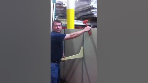 How to remove a Haworth Panel