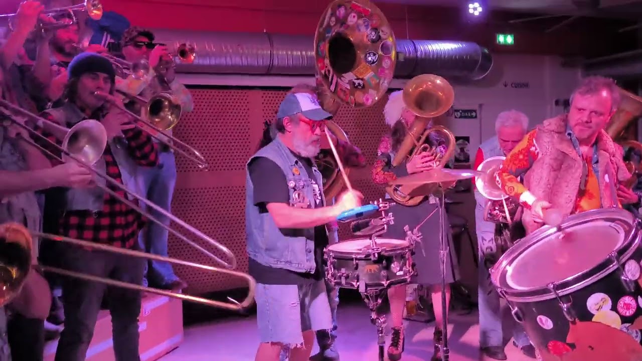 VID 20260213 211605  Fanfare Boula Matari