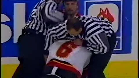 Bob Probert vs Bob Boughner