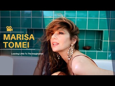 Marisa Tomei Bared It All, Leaving Little to the Imagination