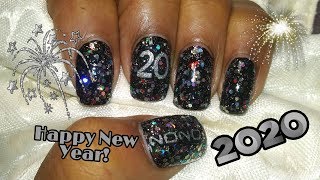QUICK CONFETTI GLITTER NEW YEARS NAIL ART | MSCHARLIESNAILS  #nye #nyenails #newyears