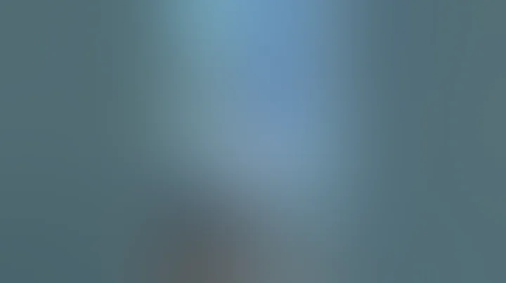 Man jumps bench to attack judge