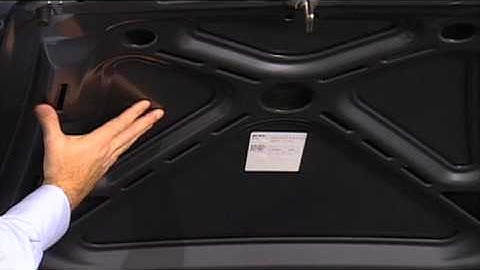 How to Close the Trunk and Hood on Your Porsche