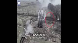 Ukraine tank destroys Russian trenches at point-blank range. .